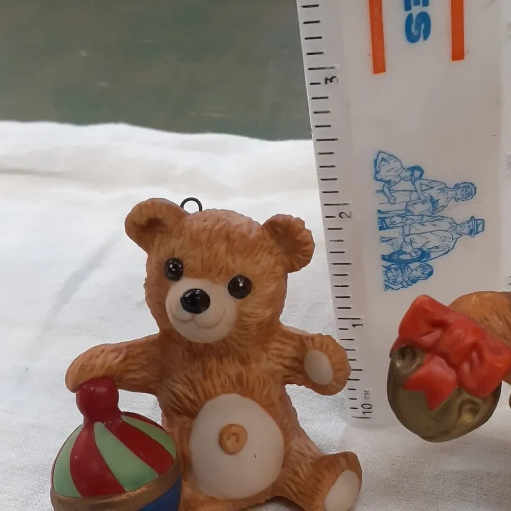2 Hallmark Keepsake‎ Cinnamon Bear ornaments